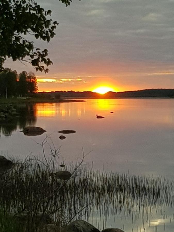 Varudden Aparthotel Karungi Bagian luar foto